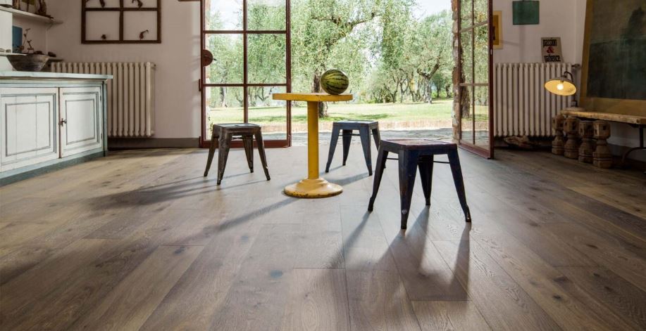 Acuchillado de parquet sin polvo en Jerez de la Frontera